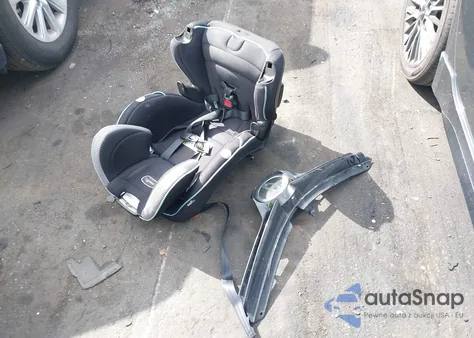 2018 Toyota Corolla Le из США, поврежденный, VIN 2T1BURHE3JC030201